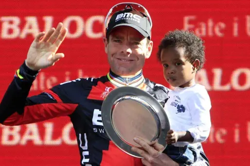 Cadel Evans conserve la tête du classement général avant la journée de repos.