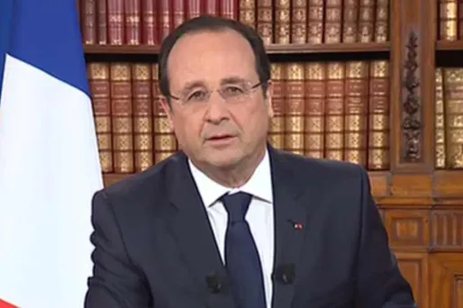 Hollande: la "ligne de conduite" du gouvernement "ne peut pas dévier"