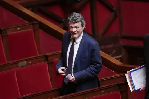 Le retrait de Jean-Louis Borloo est-il une mauvaise nouvelle pour le Centre ?