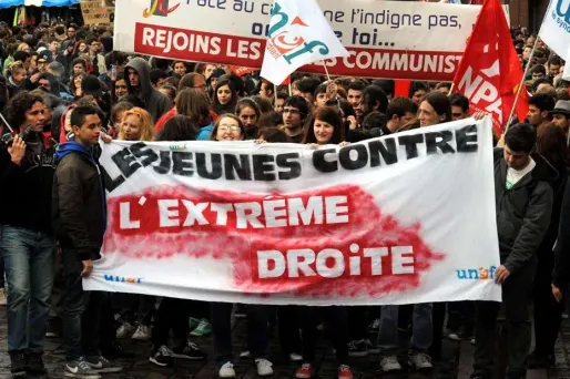 A Toulouse, entre 1.000 et 2.000 jeunes ont manifesté contre le FN.