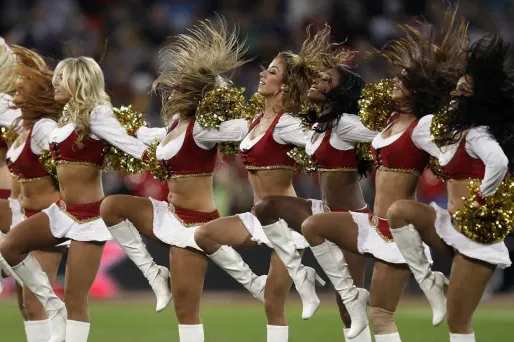 Les pom-pom girls, ces prolétaires du foot US