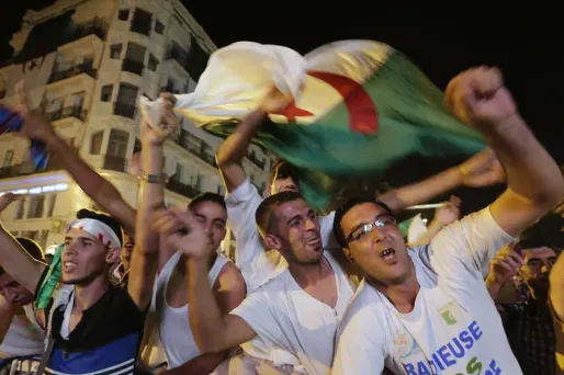 Des débordements ont eu lieu après la victoire de l'Algérie.