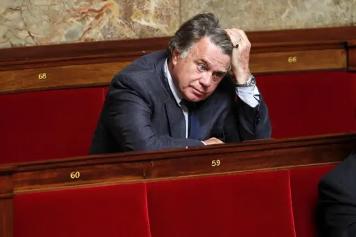 Filippetti invite Collard à réviser sa géographie