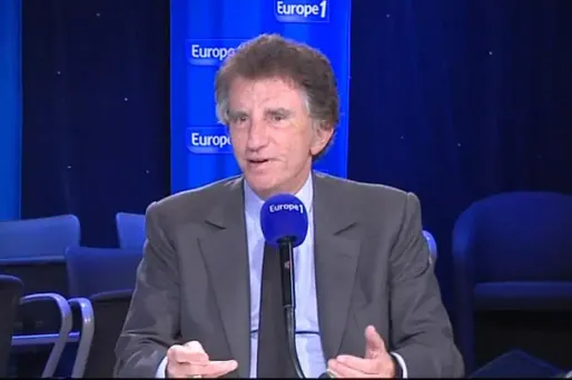 Jack Lang : "le débat européen est absent"