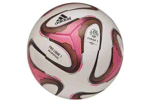 Ligue 1 : le nouveau ballon est rose