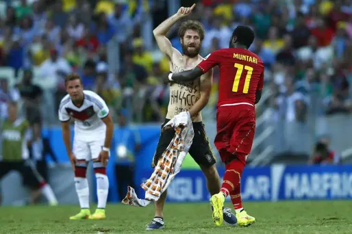 Mondial : la Fifa va enquêter sur le streaker néo-nazi