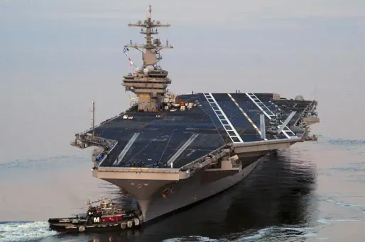 Irak : un porte-avion américain dans le Golfe
