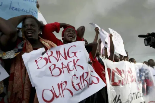 Les Nigérians se mobilisent pour réclamer le retour des 200 lycéennes enlevées par Boko Haram à la mi-avril.