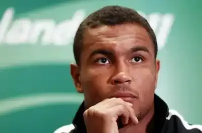 Thierry Dusautoir fera son retour parmi les Bleus face à l'Australie.