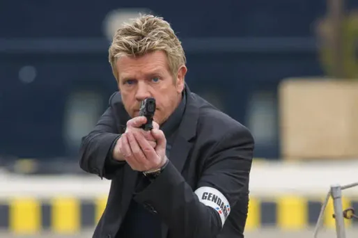 L'acteur Xavier Deluc dans Sections de recherches sur TF1.