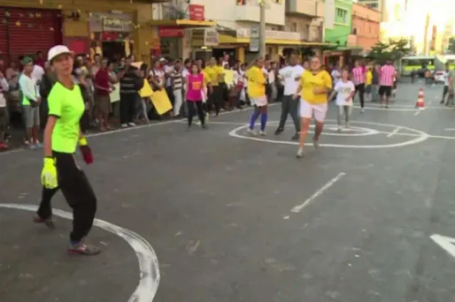 Des prostituées brésiliennes jouent au foot pour défendre leurs droits