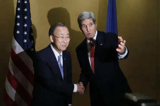 John Kerry et Ban Ki-moon se sont retrouvés au Caire pour lancer les négociations