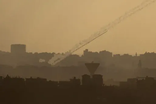 Israël : un missile tombe dans l'enceinte du plus grand hôpital de Gaza