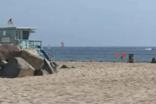La foudre fait un mort et huit blessés sur une plage