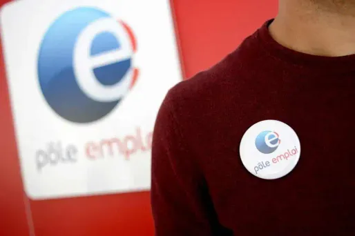 La moitié des chômeurs indemnisés étaient en CDD ou intérim