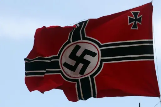 Un drapeau nazi (photo d'illustration)