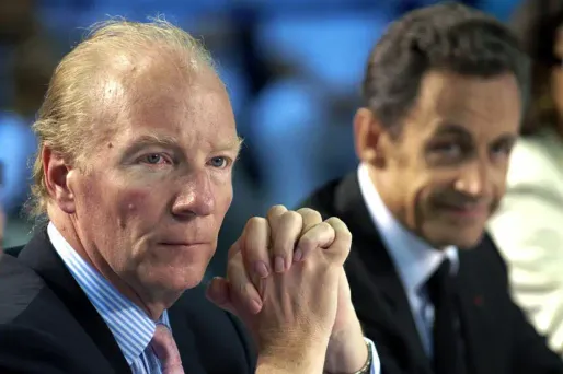 Sarkozy doit être "candidat pour la présidence de l'UMP", estime Hortefeux