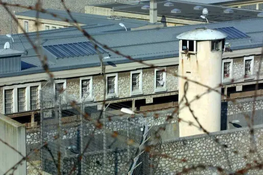 A la prison des Baumettes, c'est la fièvre des colis projetés