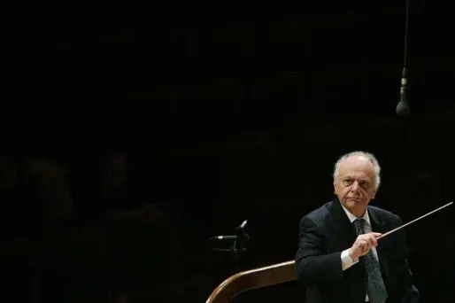 Le chef d'orchestre Lorin Maazel est mort à l'âge de 84 ans.
