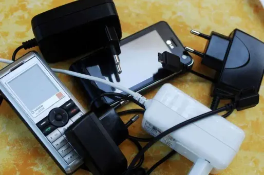 Les appareils électroniques qui ne fonctionnent pas seront bientôt interdits dans les avions en direction des États-Unis.