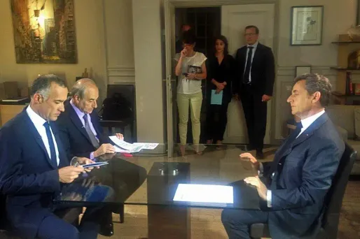 ". Nicolas Sarkozy, mis en examen dans la nuit pour corruption active, trafic d'influence actif et recel de violation du secret professionnel dans le dossier des écoutes téléphoniques, était mercredi, à 20h, l'invité exceptionnel d'Europe1 et de TF1.