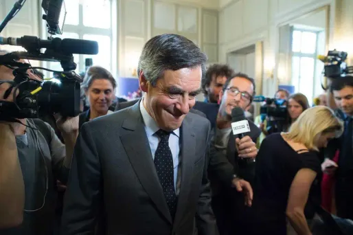 "Chacun est libre d'être candidat. Plutôt que d'une candidature qui verrouille le débat, l'UMP a besoin d'une candidature d'apaisement", dixit François Fillon.