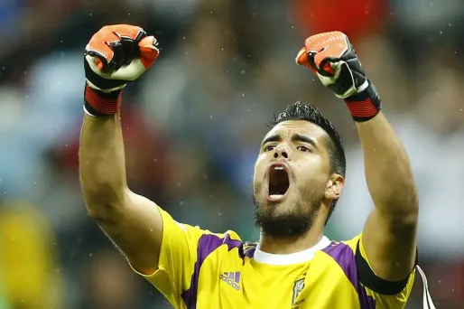Romero peut lever les poings au ciel : il a qualifié son pays.
