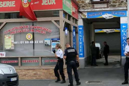 Le chauffeur livreur, placé en garde à vue jeudi en fin de matinée, "a reconnu presque instantanément les faits", a déclaré le procureur.