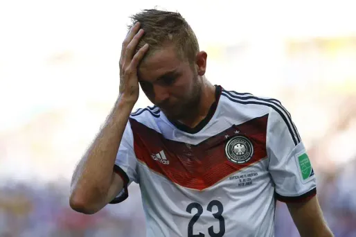 VIDÉO - L'énorme choc entre Kramer et Garay