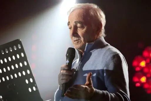 Charles Aznavour rêve de duos avec Zaz et Stromae