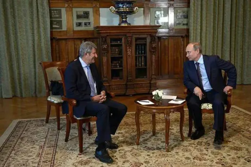 La rencontre entre Poutine et de Villiers.