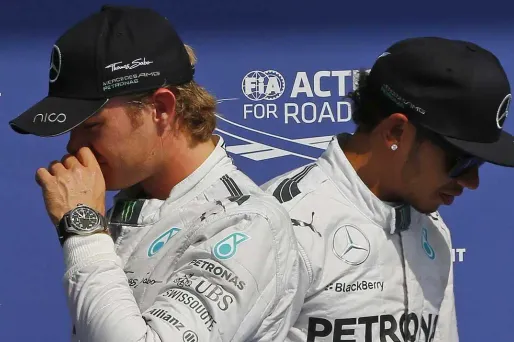 Sifflé sur le podium, Nico Rosberg a peut-être perdu sa place dans l'équipe Mercedes pour la saison prochaine, suite à cet accrochage avec son propre coéquipier.