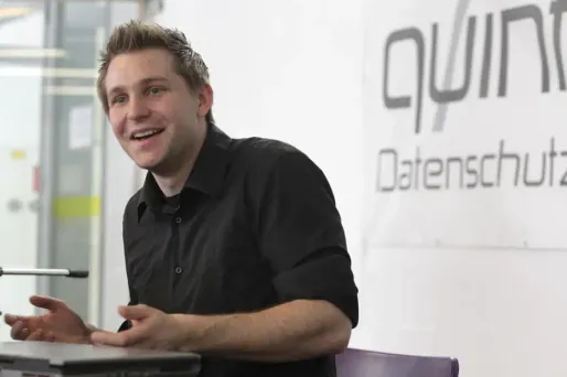 La bête noire de Facebook frappe encore