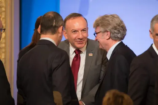 Le boycott des syndicats pénalise-t-il le gouvernement ?