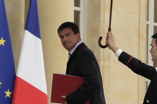 Presque comme pour la première équipe, l’âge moyen des ministres d’État du nouveau gouvernement Valls est de 54,9 ans.