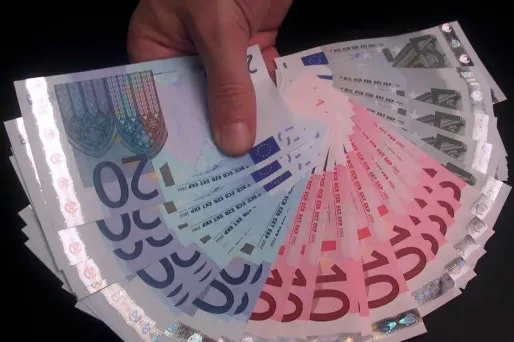 Un Français gagne en moyenne 2.128 euros par mois. Vraiment ?