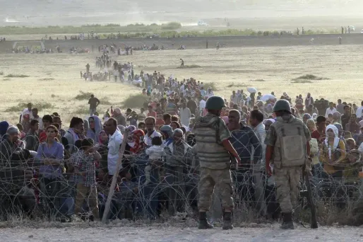 Le flot de réfugiés syriens à la frontière turque est constant depuis quelques jours