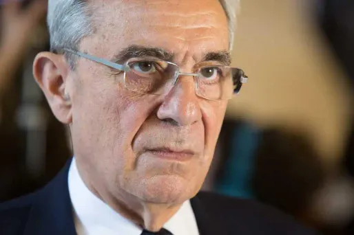 Bernard Debré : Sarkozy président de l'UMP ? "Cela me gêne"