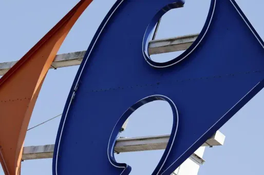 Carrefour condamné pour avoir licencié une employée voilée