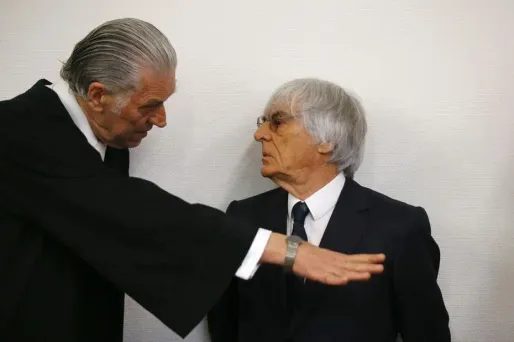 Ecclestone, un gros chèque pour éviter le procès