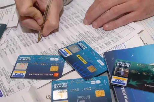 Frais bancaires : ça baisse mais ça augmente aussi