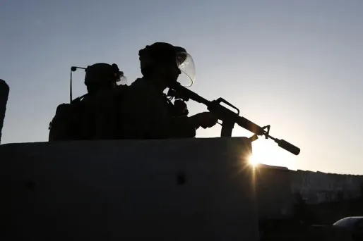 Gaza : des roquettes et des raids malgré la trêve