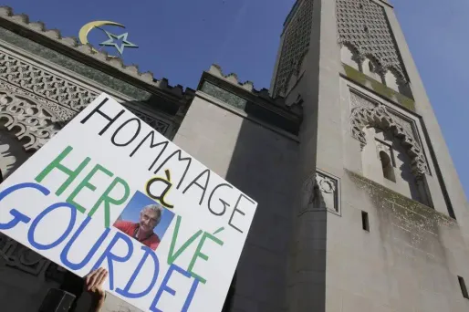 Les musulmans de France disent "halte à la barbarie"