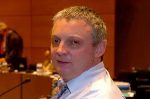 Rythmes scolaires : "des cris de colère, pas de l'illégalité !"