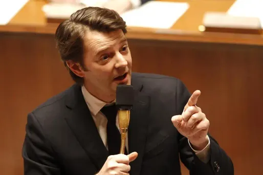 Un député élu sénateur, ça se passe comment ?