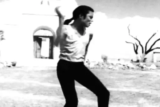 VIDEO - Un clip inédit de Michael Jackson, 5 ans après sa mort