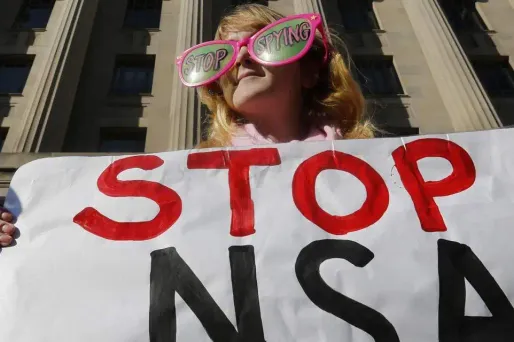 Yahoo a livré des données sous la menace de la NSA