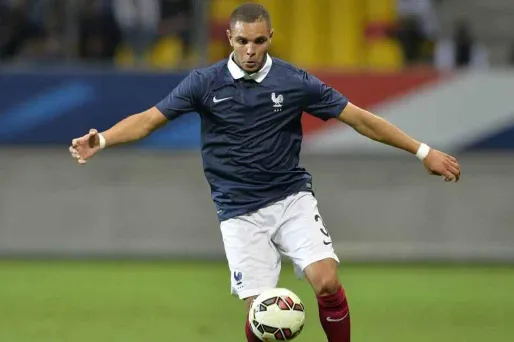 Espoirs : Kurzawa risée des réseaux sociaux