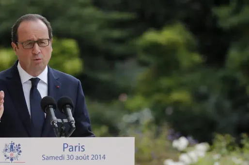 INFO E1 - Hollande en visite dans un collège de Clichy-sous-Bois mardi