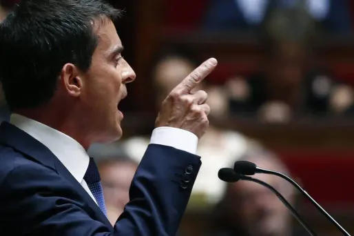 Changer le nom du PS ? "Pourquoi pas" dit Valls
